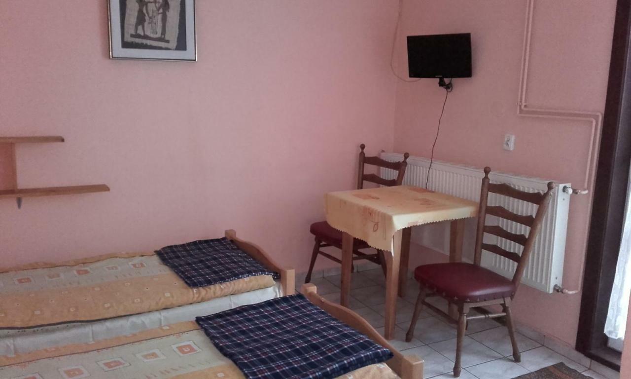 Pokoje Goscinne U Danuty Mizerna Exterior foto